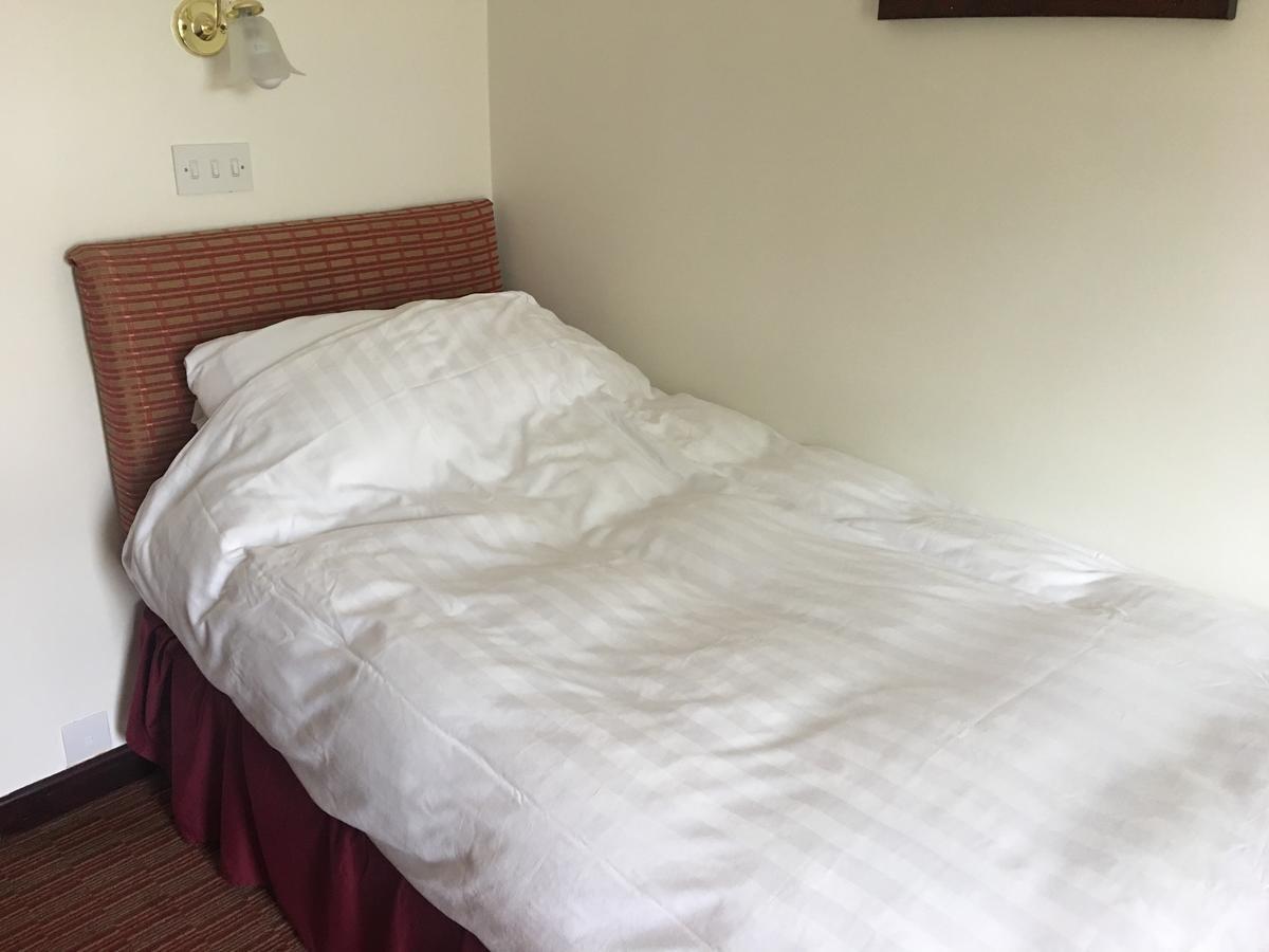 Winston Manor Guesthouse Rooms Churchill  Eksteriør billede